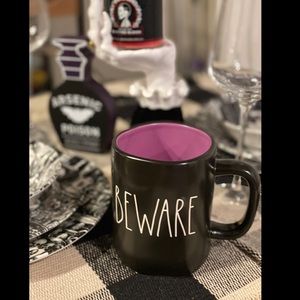 🎃NEW Rae Dunn BEWARE Halloween Mug